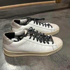 P448 Snake Print Lace Up Sneakers, size 40, Like New!